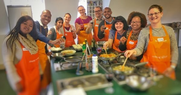 Faites saliver vos collègues avec les cours de cuisine en entreprise