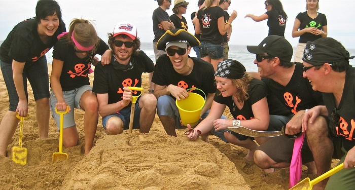 team building chasse au tresor adulte plage
