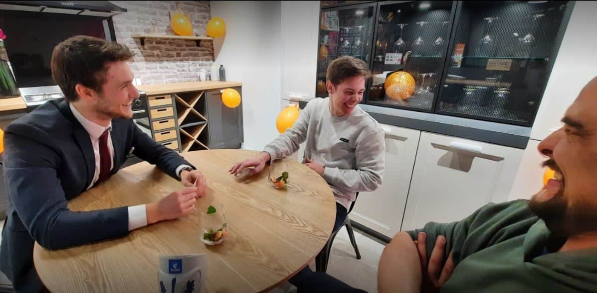 Team building original : atelier d’initiation à la magie et mentalisme