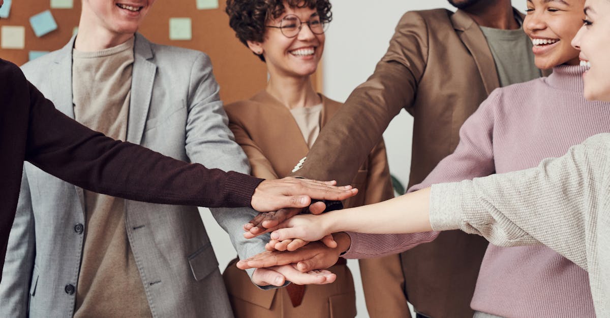 découvrez des activités de team building innovantes pour renforcer la cohésion et la motivation au sein de votre équipe. participez à des expériences uniques qui favorisent la collaboration et l'esprit d'équipe tout en vous amusant.