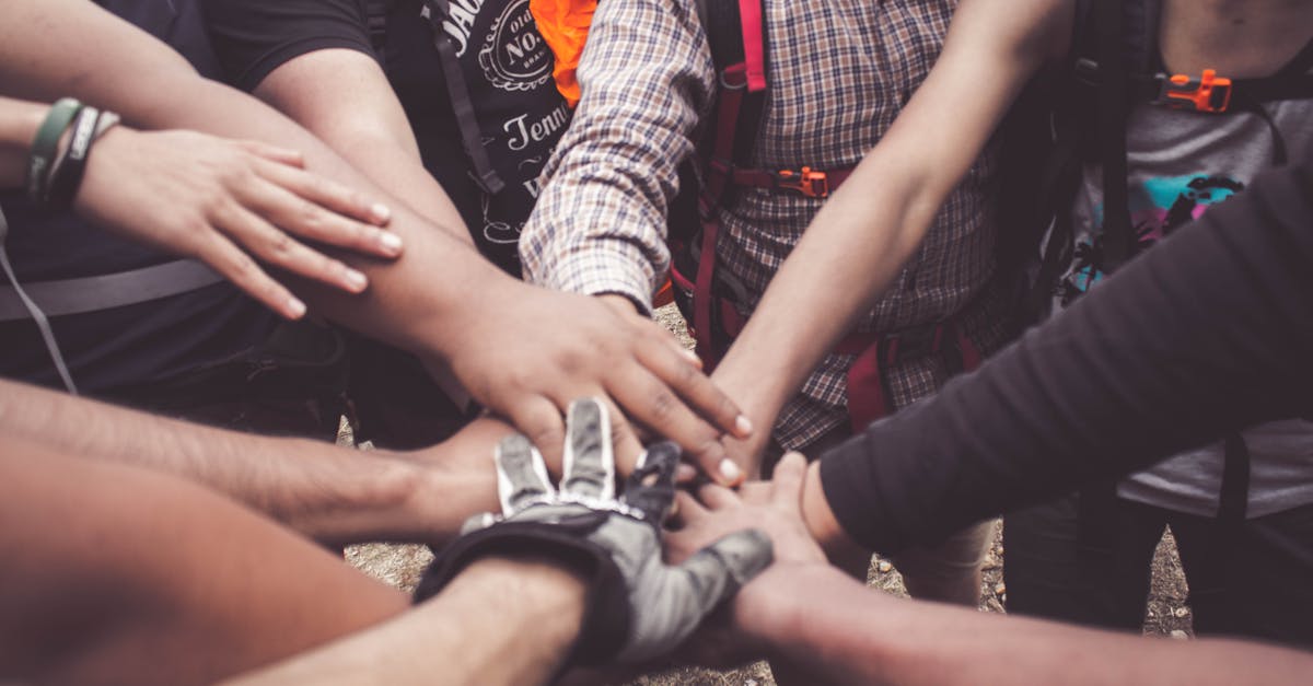 découvrez nos activités de team building conçues pour renforcer la cohésion de votre équipe, stimuler la créativité et améliorer la communication au sein de votre entreprise. participez à des expériences uniques qui favoriseront l'esprit d'équipe et la motivation de vos collaborateurs.