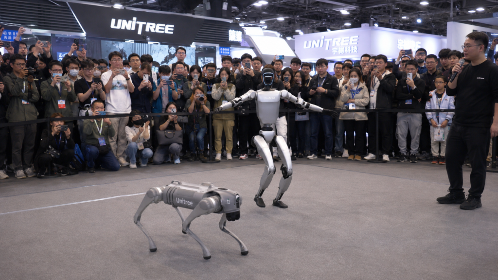 des robots en pleine démonstration